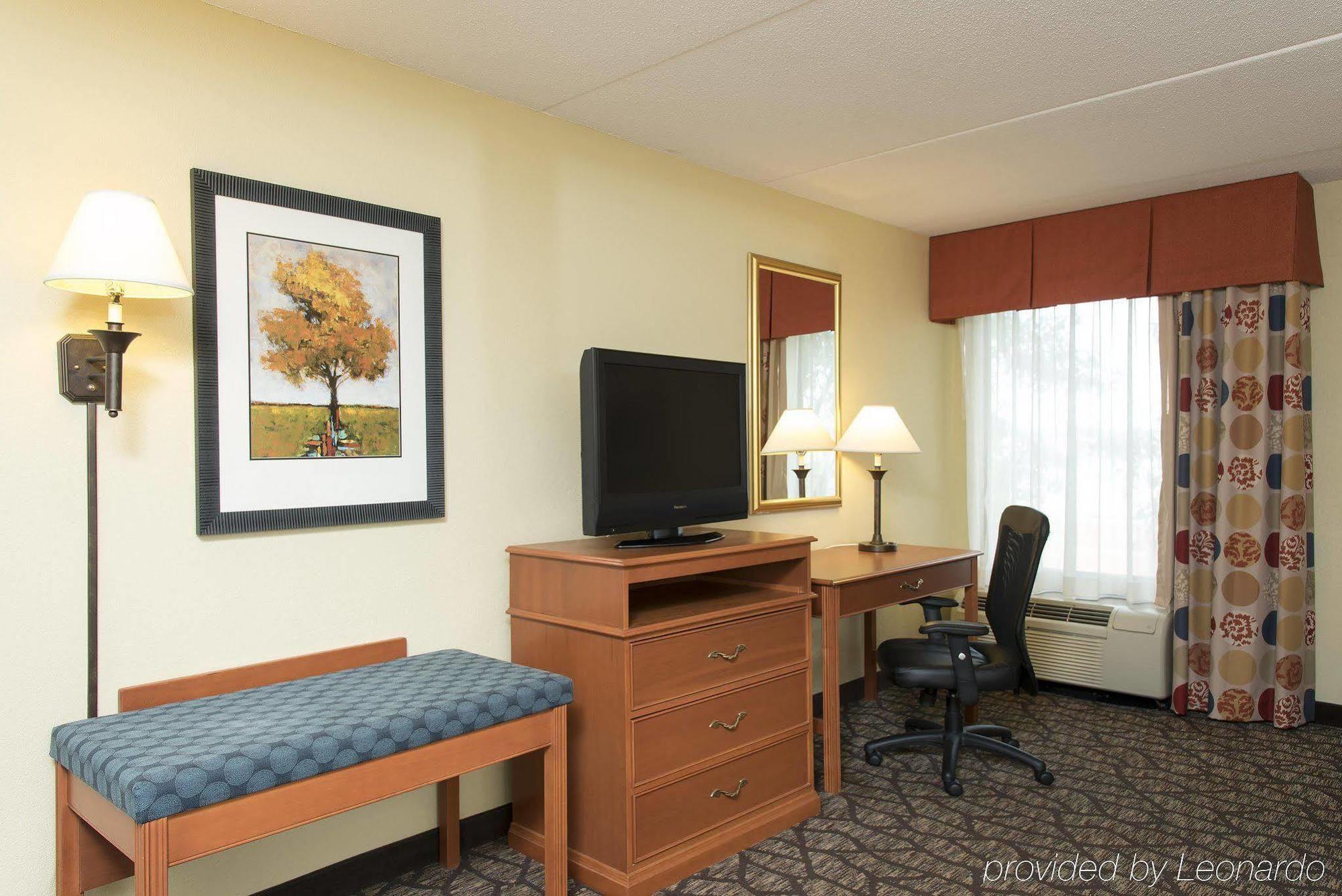 Hotel Hampton Indianapolis/carmel 3*